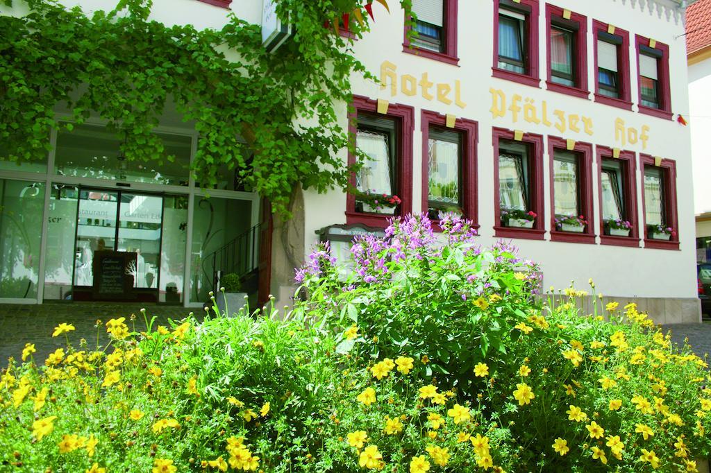 Hotel-Restaurant Pfaelzer Hof Edenkoben Exterior foto